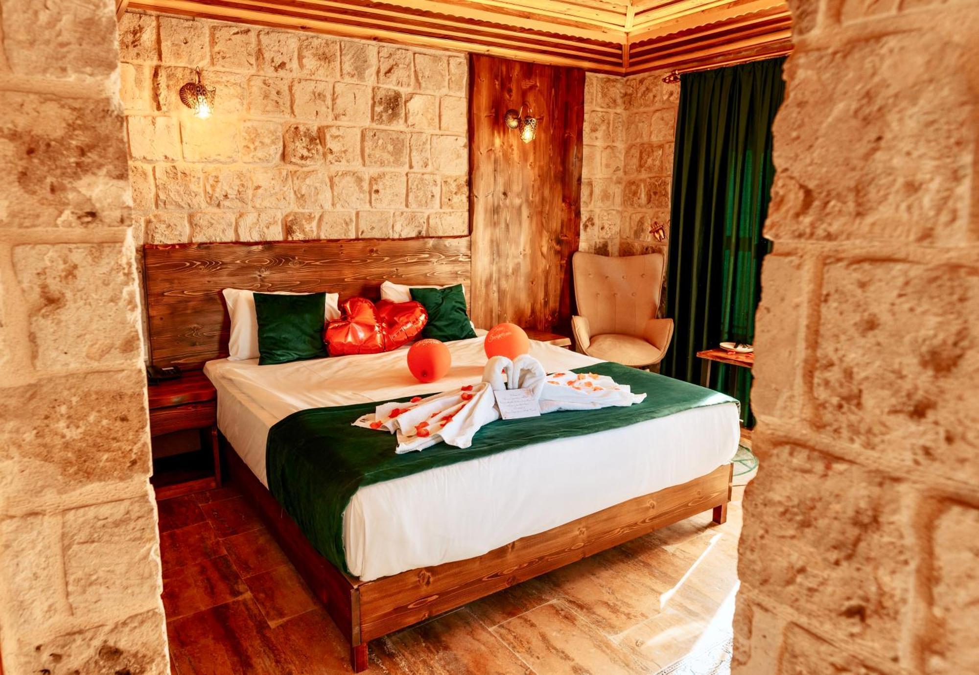 Flavia Cappadocia Hotel Ючхисар Екстериор снимка