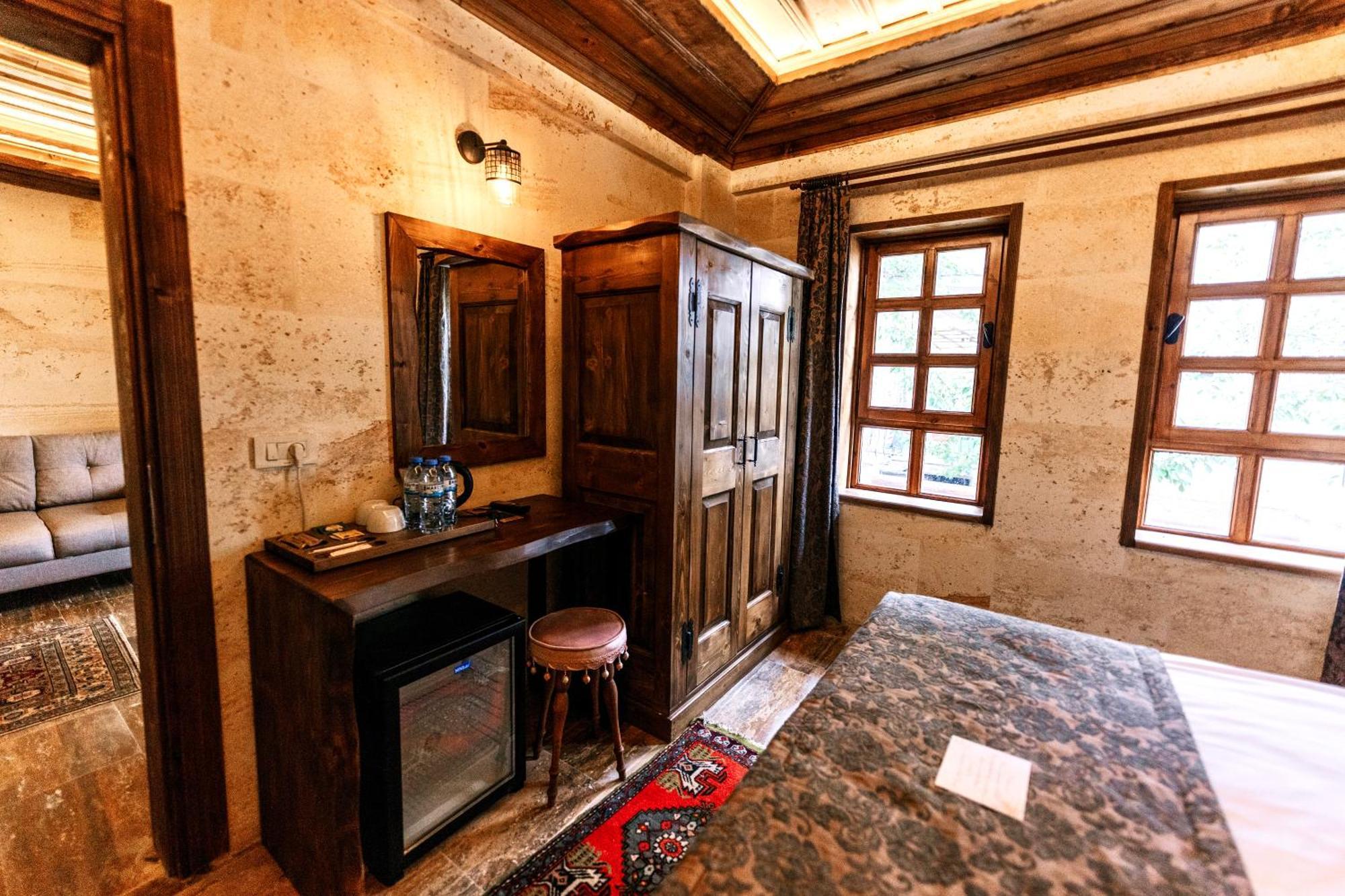 Flavia Cappadocia Hotel Ючхисар Екстериор снимка
